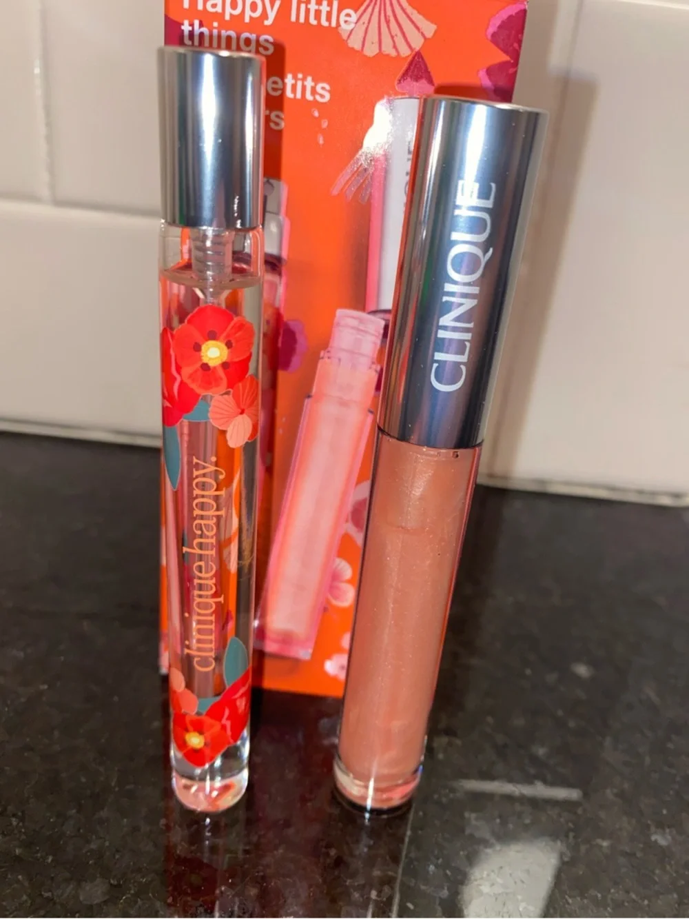 Clinique - “Happy” & “My Happy” 4Pc. Happy Little Things Fragrence & Beauty sets - Picture 12 of 16